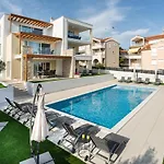 Corcovado With Heated Pool Daire *