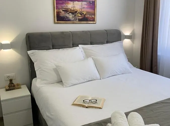 Apartamento Corcovado With Heated Pool Vodice