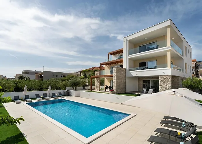 Apartamento Corcovado With Heated Pool Vodice